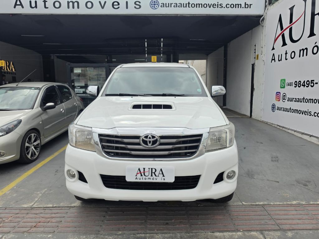 Hilux CD SRV D4-D 4x4 3.0 TDI Diesel Aut — foto 2