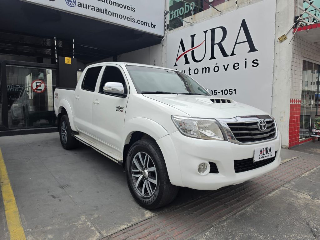 Hilux CD SRV D4-D 4x4 3.0 TDI Diesel Aut — foto 1