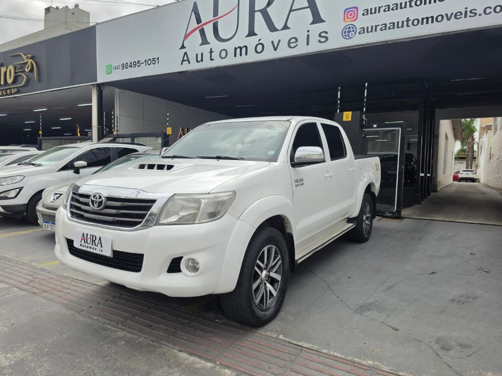 Hilux CD SRV D4-D 4x4 3.0 TDI Diesel Aut — foto 3
