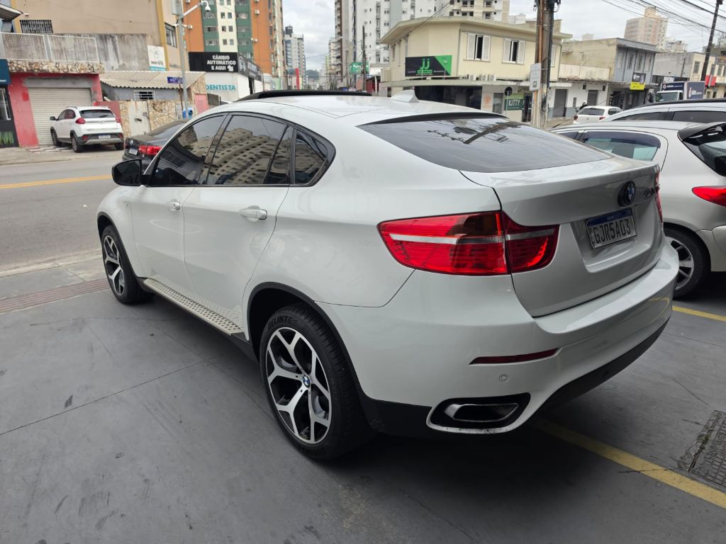 X6 XDRIVE 50i 4.4 407cv Bi-Turbo — foto 6