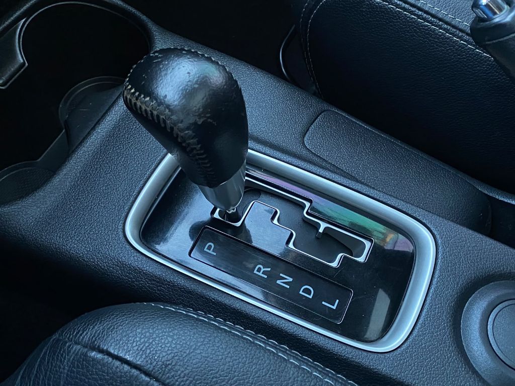 OUTLANDER 2.0 16V 160cv Aut. — foto 8