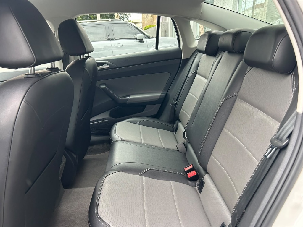 VIRTUS Highline 200 TSI 1.0 Flex 12V Aut — foto 7