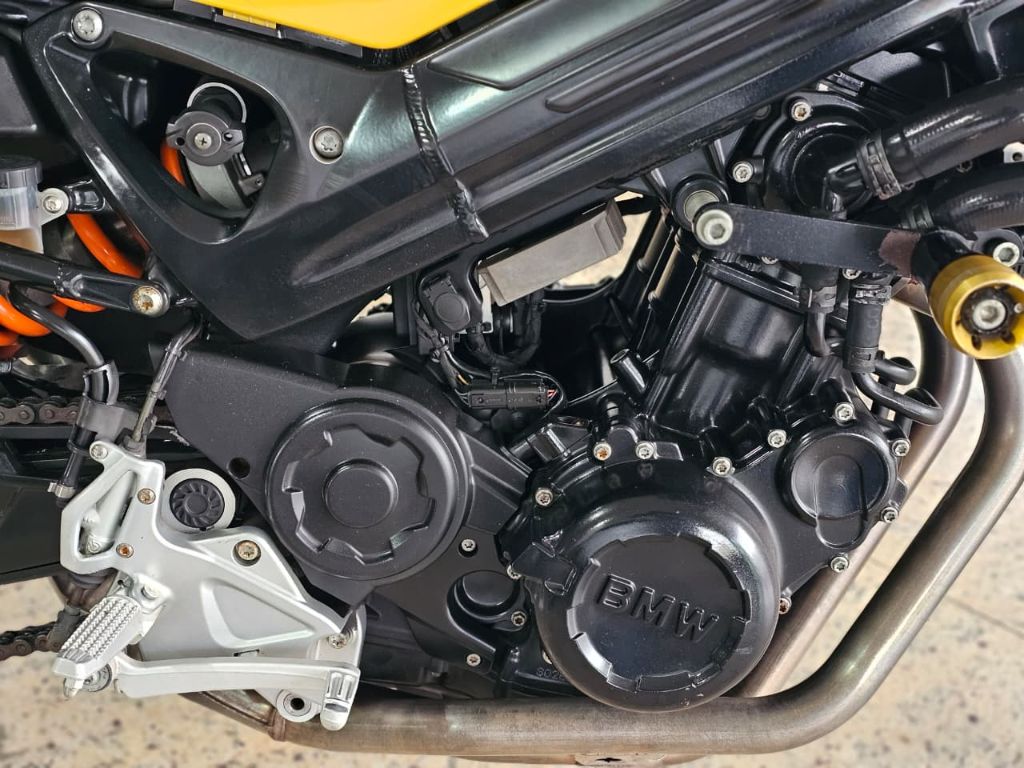 F 800 R — foto 8