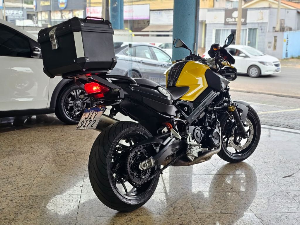 F 800 R — foto 3