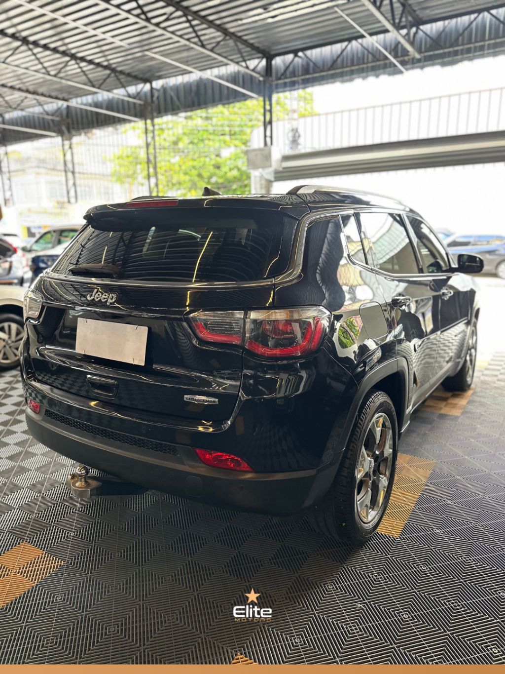 COMPASS LONGITUDE 2.0 4x2 Flex 16V Aut. — foto 8