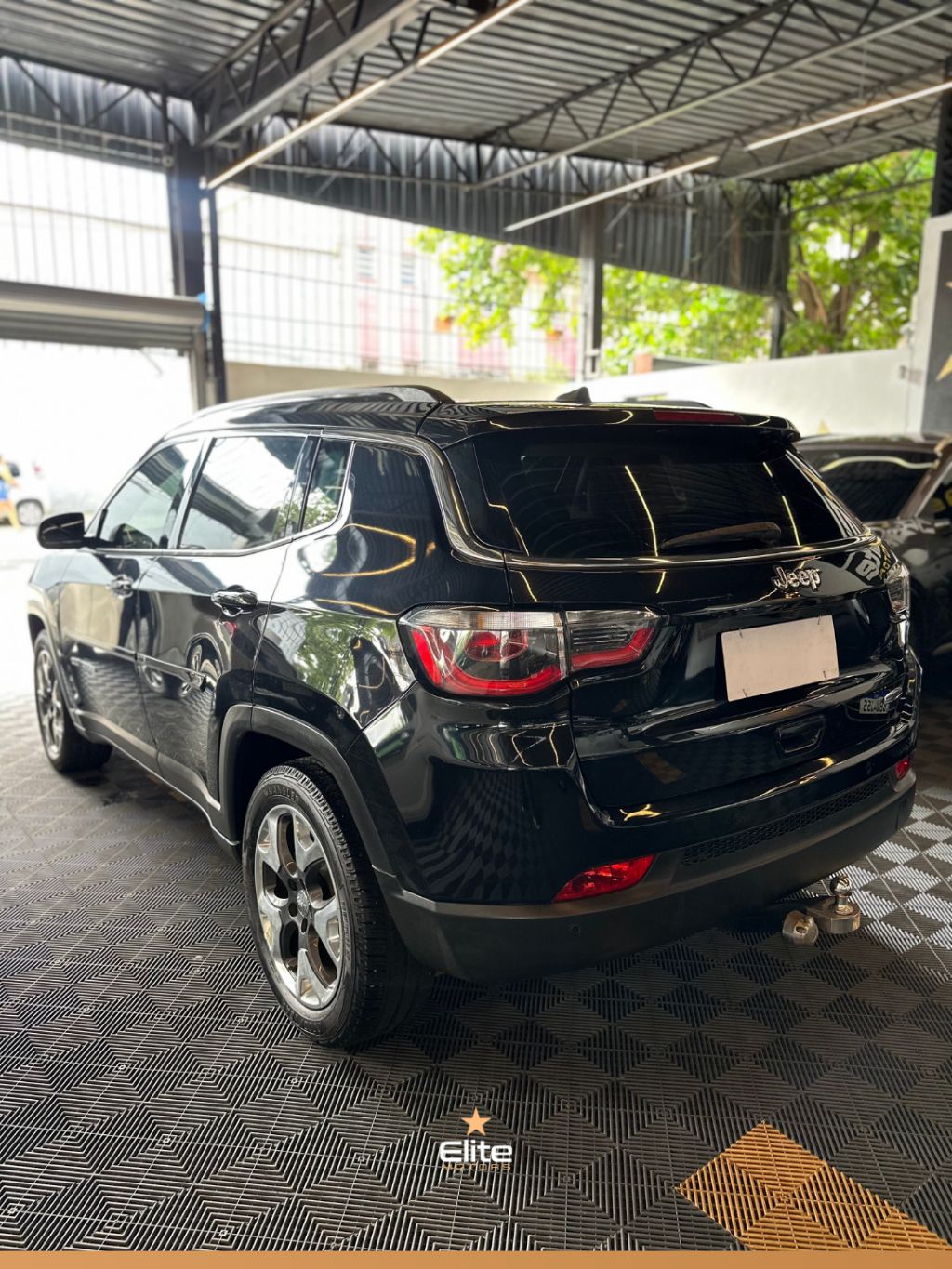 COMPASS LONGITUDE 2.0 4x2 Flex 16V Aut. — foto 9