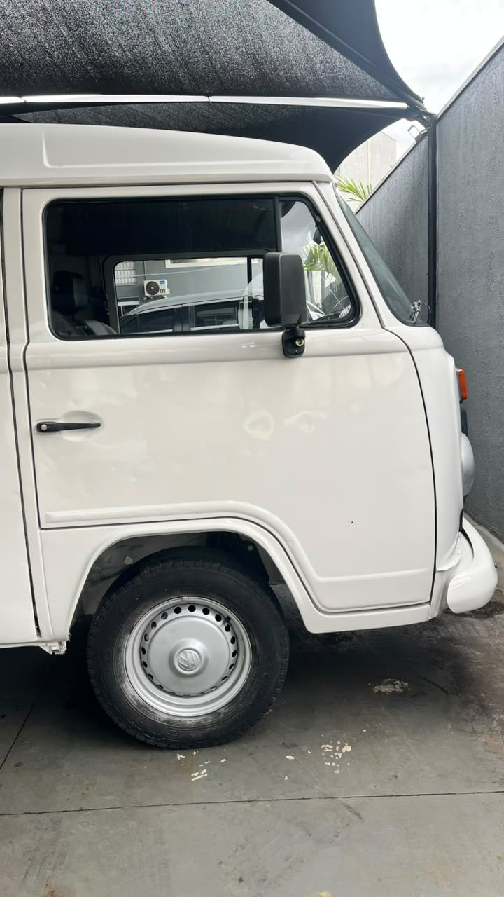 Kombi Furgão 1.4 Mi Total Flex 8V — foto 10