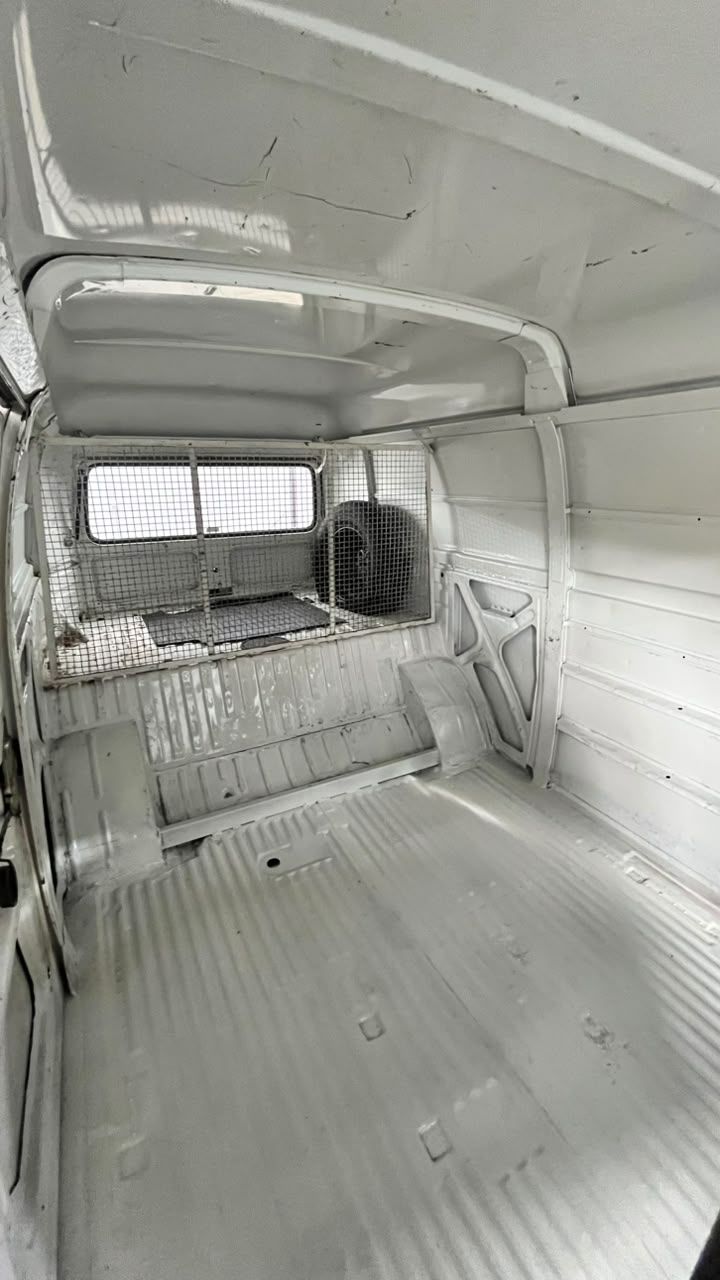 Kombi Furgão 1.4 Mi Total Flex 8V — foto 8