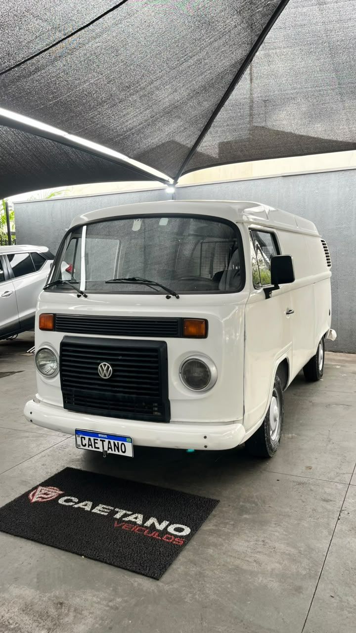 Kombi Furgão 1.4 Mi Total Flex 8V — foto 3