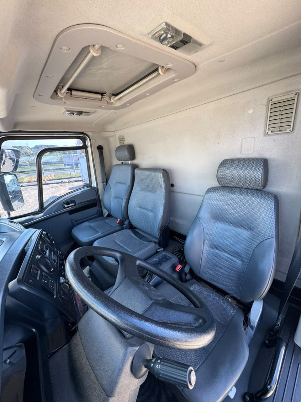 CARGO 1319 E Turbo 2p (diesel)(E5) — foto 10