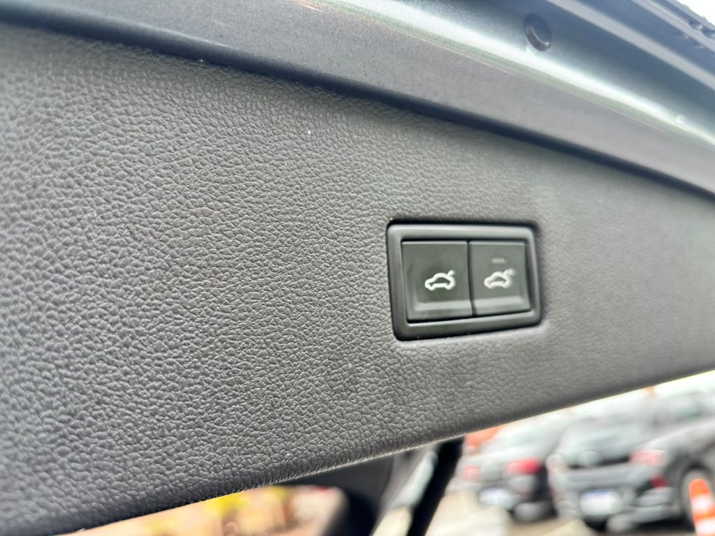 TIGUAN Allspac R-Line 350 TSI 2.0 4x4 — foto 19