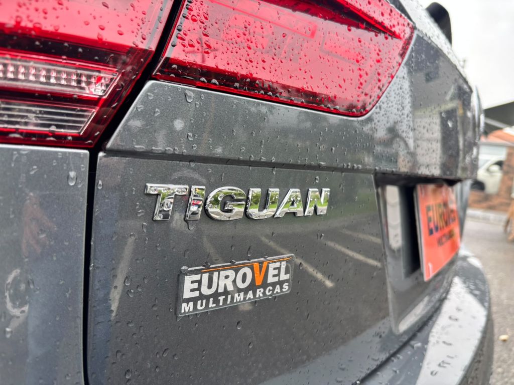 TIGUAN Allspac R-Line 350 TSI 2.0 4x4 — foto 24