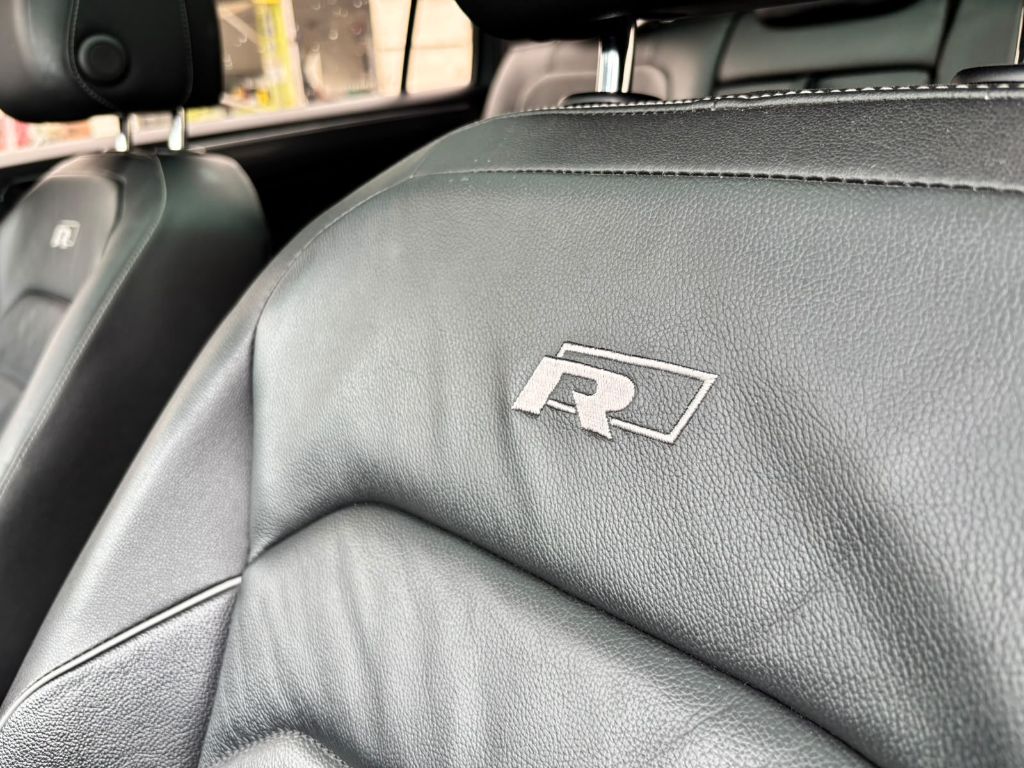 TIGUAN Allspac R-Line 350 TSI 2.0 4x4 — foto 18