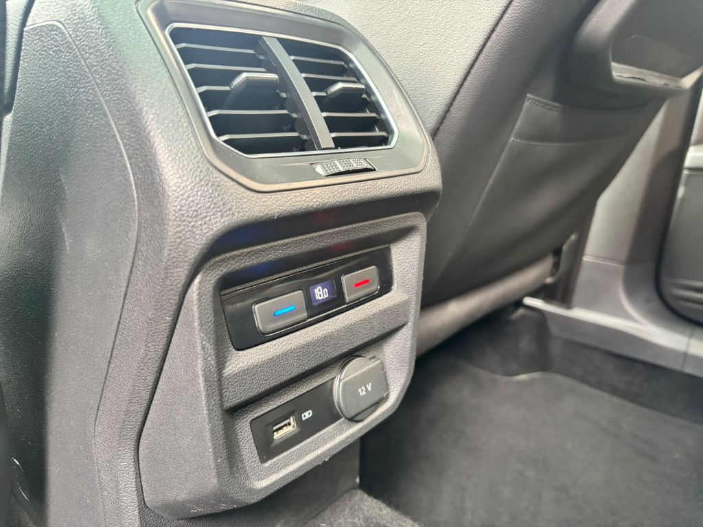 TIGUAN Allspac R-Line 350 TSI 2.0 4x4 — foto 12