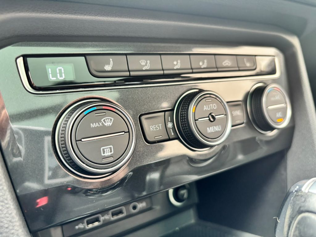 TIGUAN Allspac R-Line 350 TSI 2.0 4x4 — foto 14