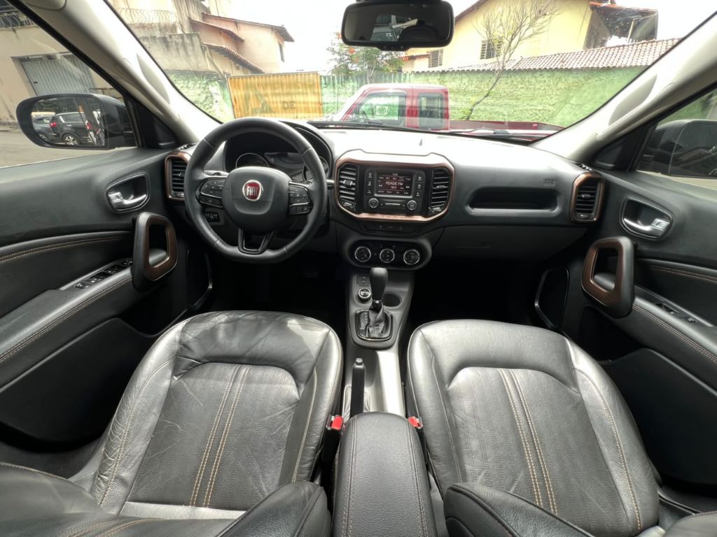 Toro Volcano 2.0 16V 4x4 TB Diesel Aut. — foto 10