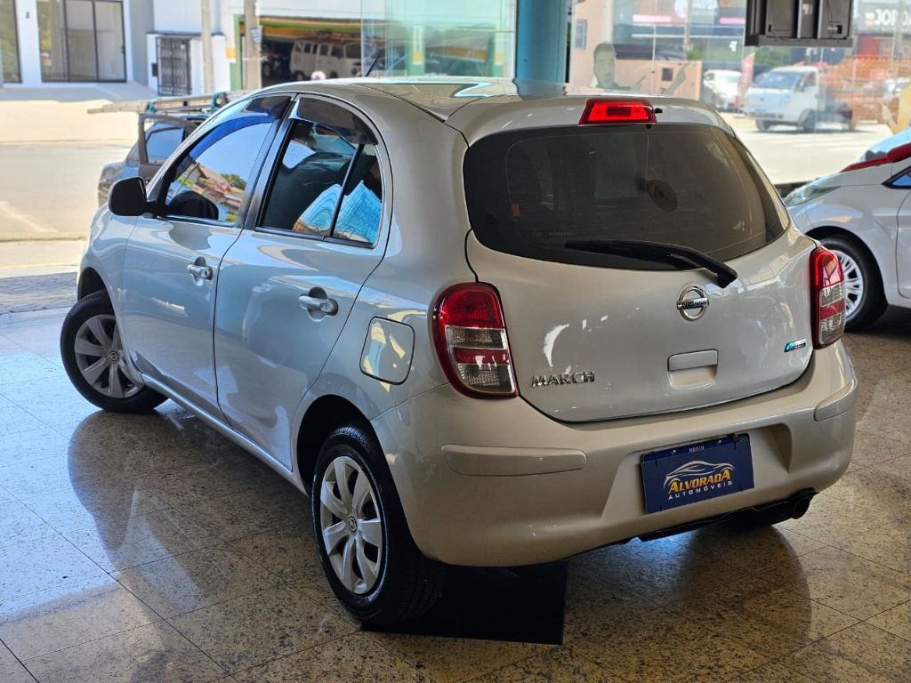 MARCH S 1.6 16V Flex Fuel 5p — foto 4