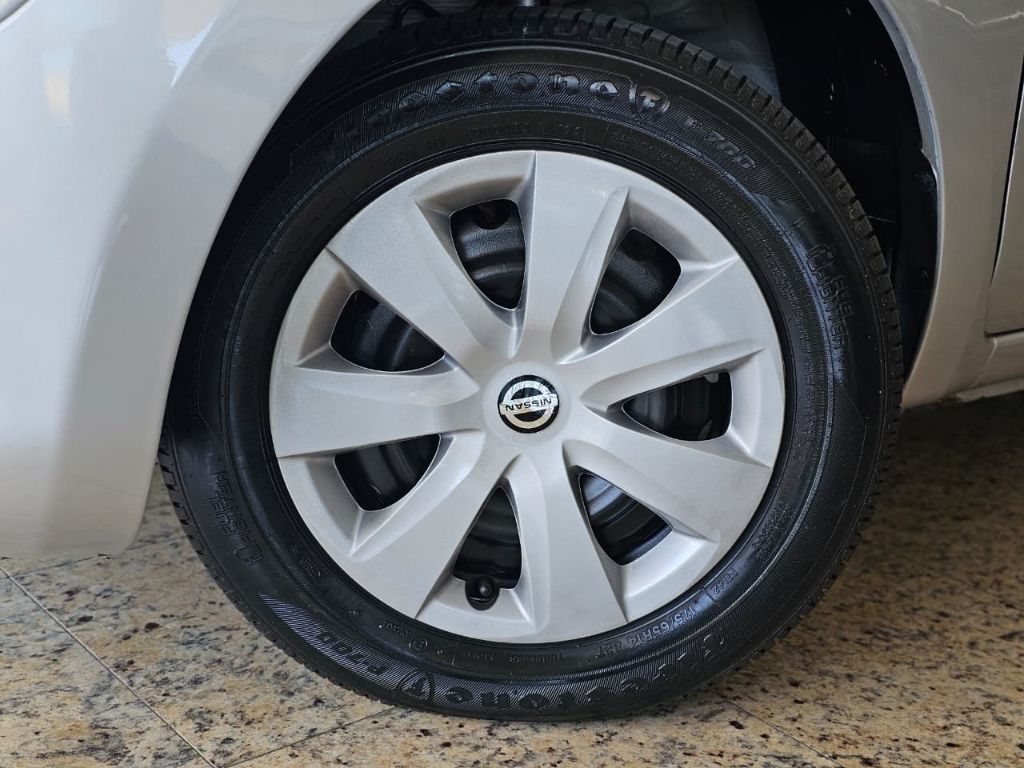 MARCH S 1.6 16V Flex Fuel 5p — foto 8