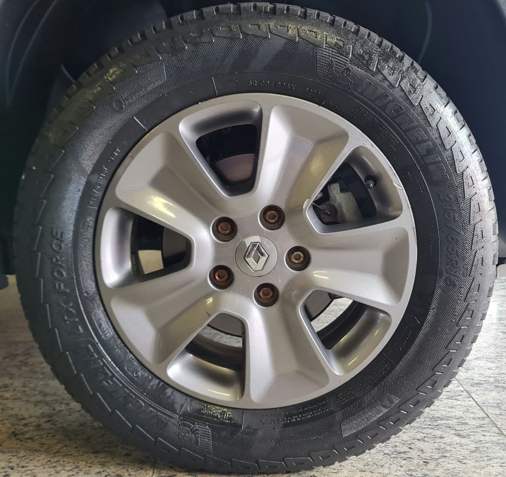 DUSTER OROCH Dyna. 1.6 Flex 16V Mec. — foto 22