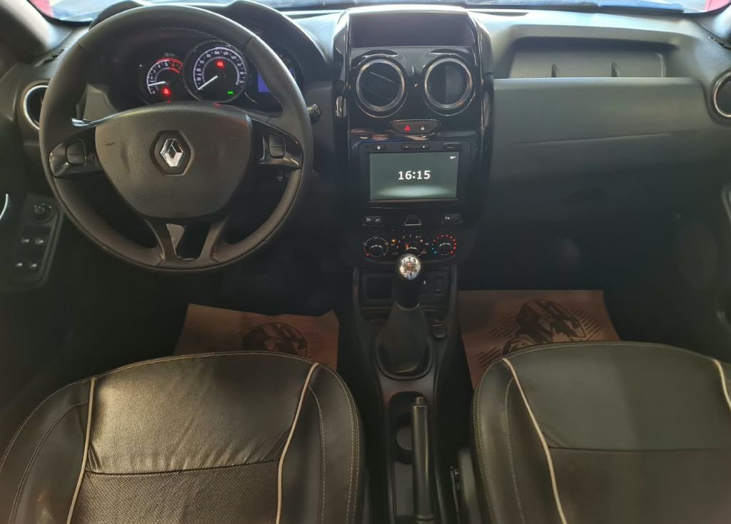 DUSTER OROCH Dyna. 1.6 Flex 16V Mec. — foto 12