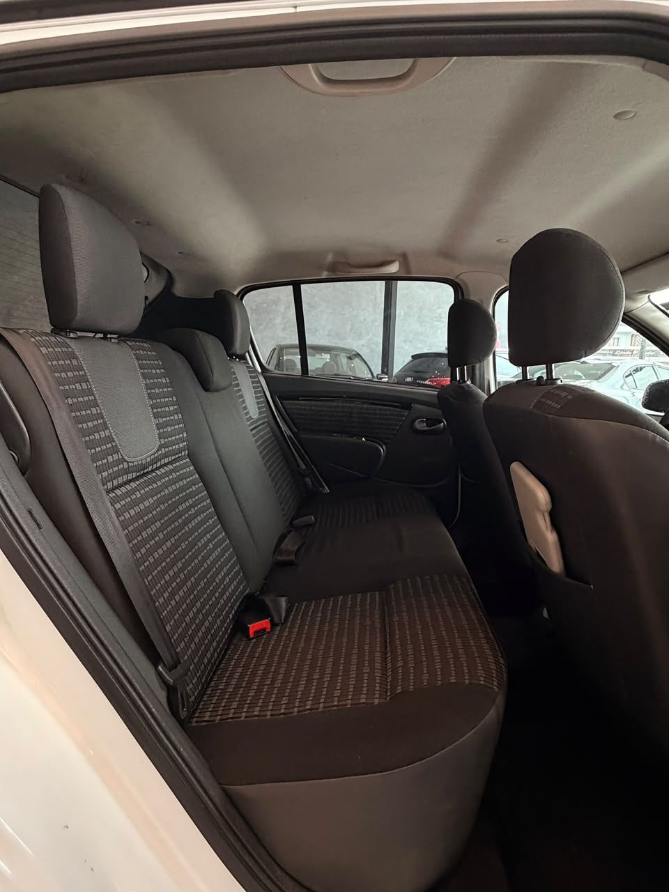 RENAULT SANDERO 1.6 FLEX 2012 - FINANCIA 100% — foto 10