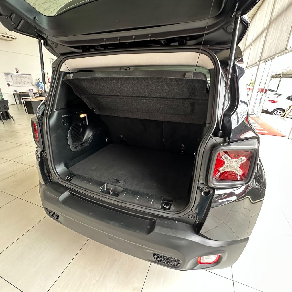 Renegade Sport 1.8 4x2 Flex 16V Aut. - foto 7