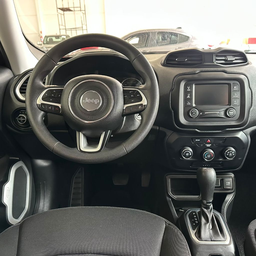 Renegade Sport 1.8 4x2 Flex 16V Aut. - foto 9