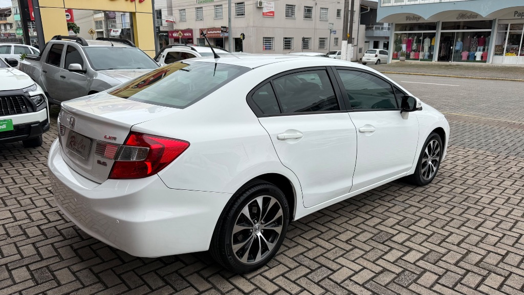 Civic Sedan LXR 2.0 Flexone 16V Aut. 4p — foto 4