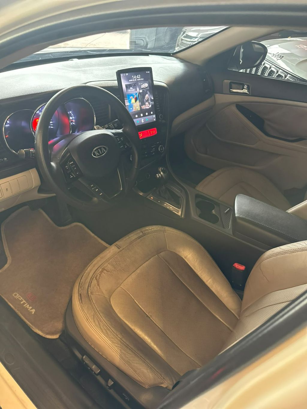 OPTIMA 2.4 16V 180cv Aut. — foto 7