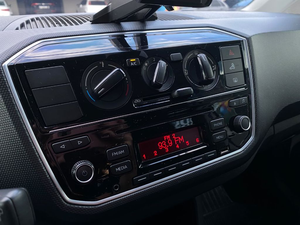 up! move 1.0 TSI Total Flex 12V 5p — foto 10