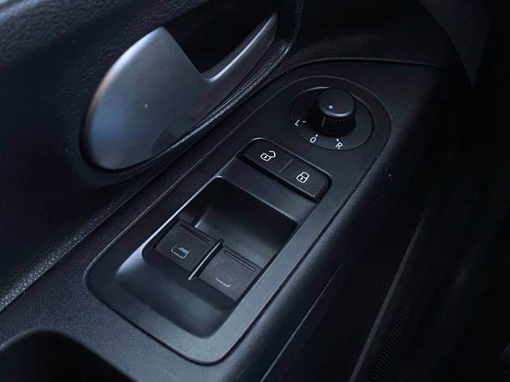 up! move 1.0 TSI Total Flex 12V 5p — foto 9