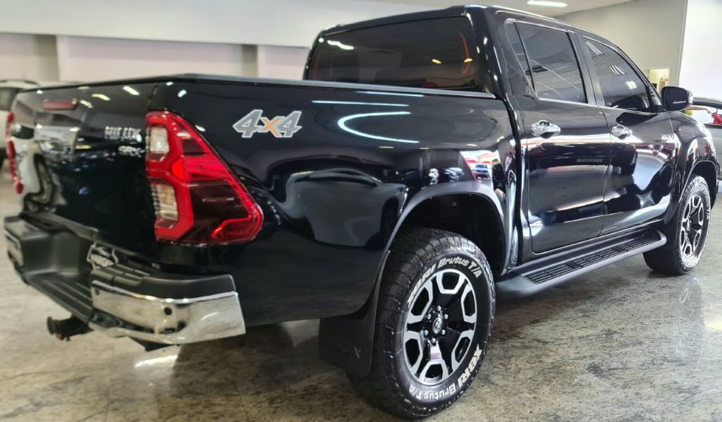 Hilux CD SRX 4x4 2.8 TDI 16V Diesel Aut. — foto 6