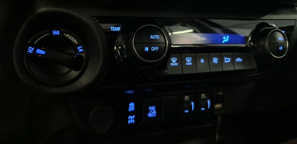 Hilux CD SRX 4x4 2.8 TDI 16V Diesel Aut. — foto 20