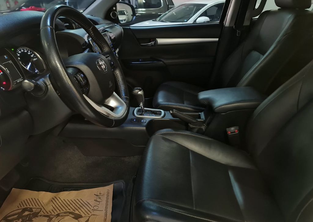 Hilux CD SRX 4x4 2.8 TDI 16V Diesel Aut. — foto 11
