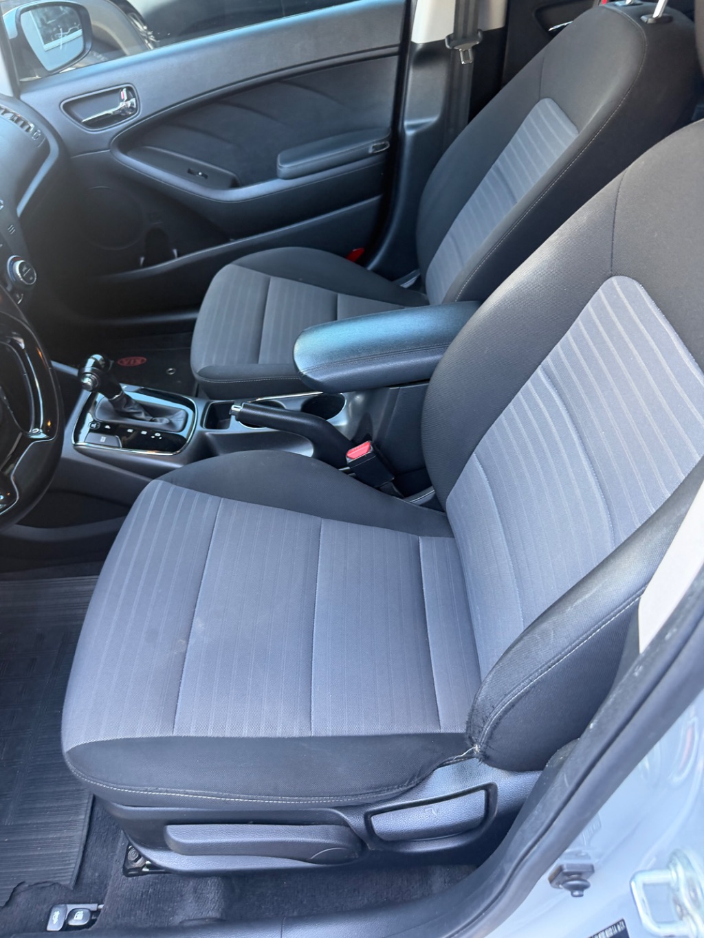 Cerato 1.6 16V  Flex  Aut. — foto 9