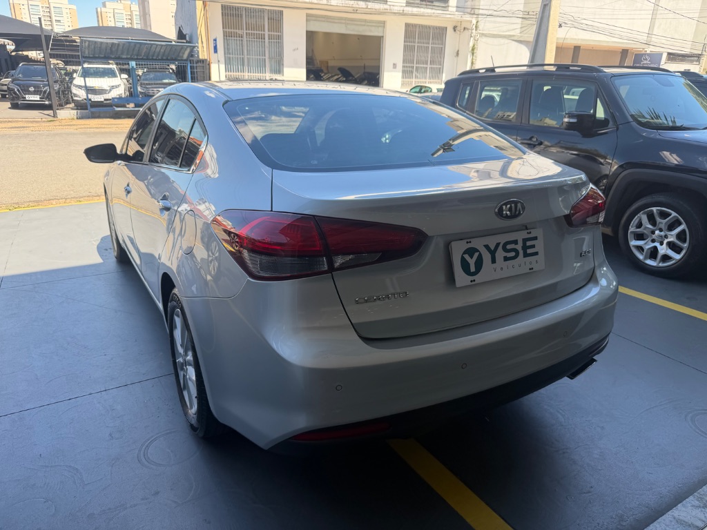 Cerato 1.6 16V  Flex  Aut. — foto 4