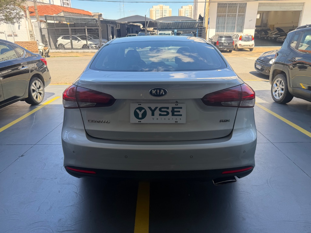 Cerato 1.6 16V  Flex  Aut. — foto 5