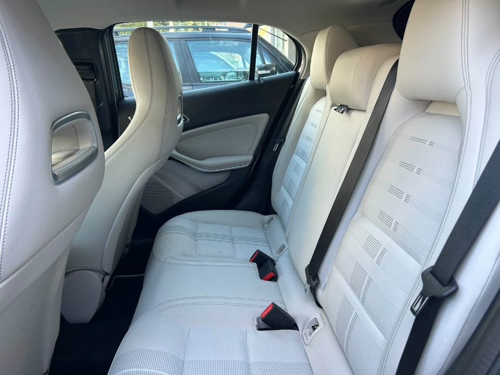 GLA-200 Advance 1.6/1.6 TB 16V Flex Aut. — foto 14