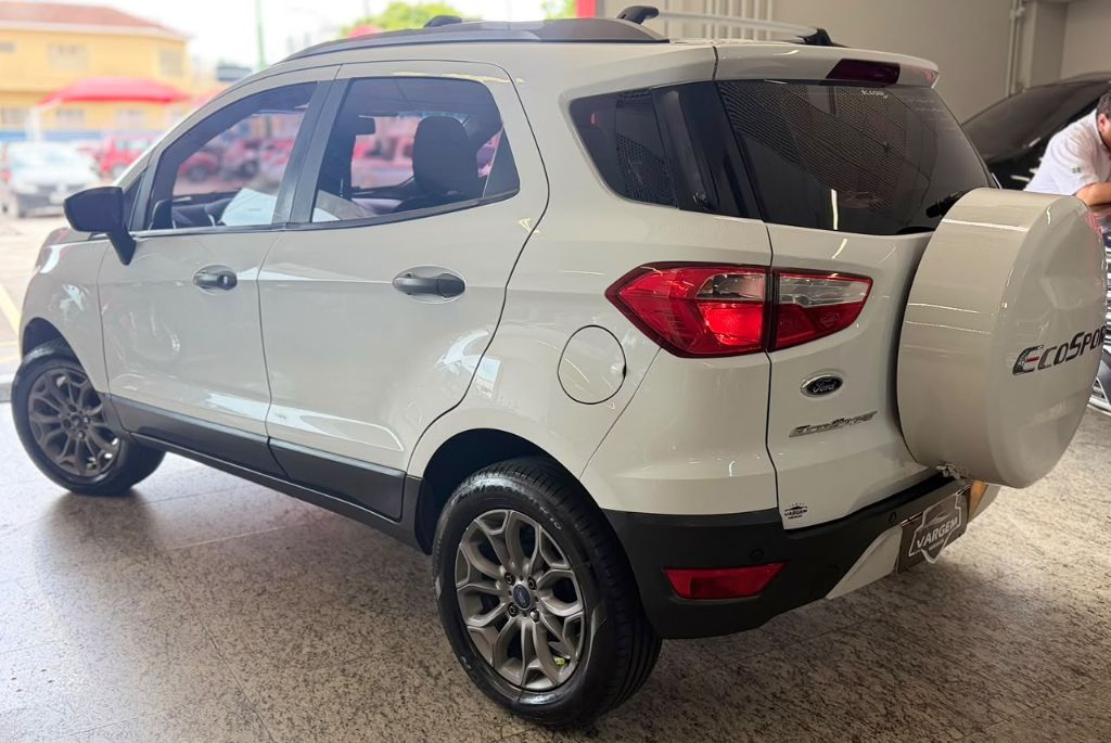 EcoSport FREESTYLE 1.6 16V Flex 5p — foto 4