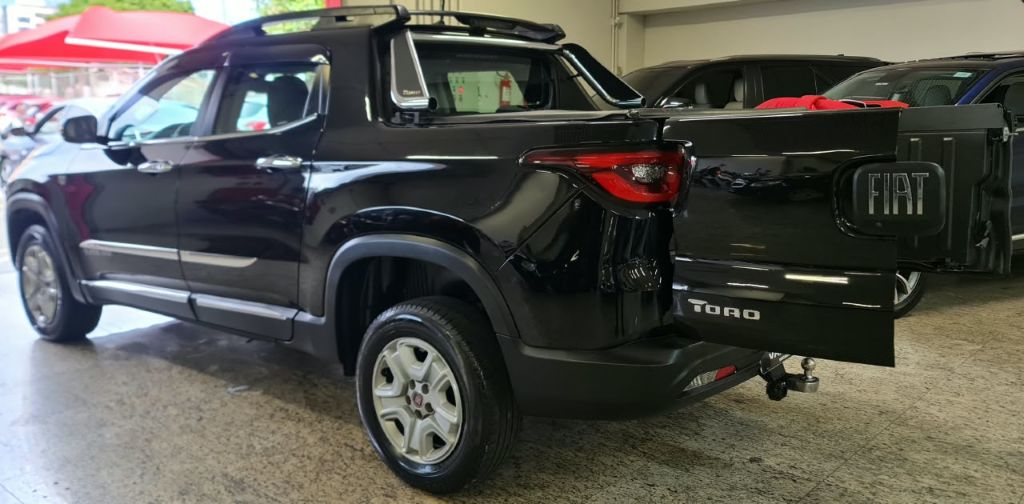 Toro Freedom 1.8 16V Flex Aut. — foto 7
