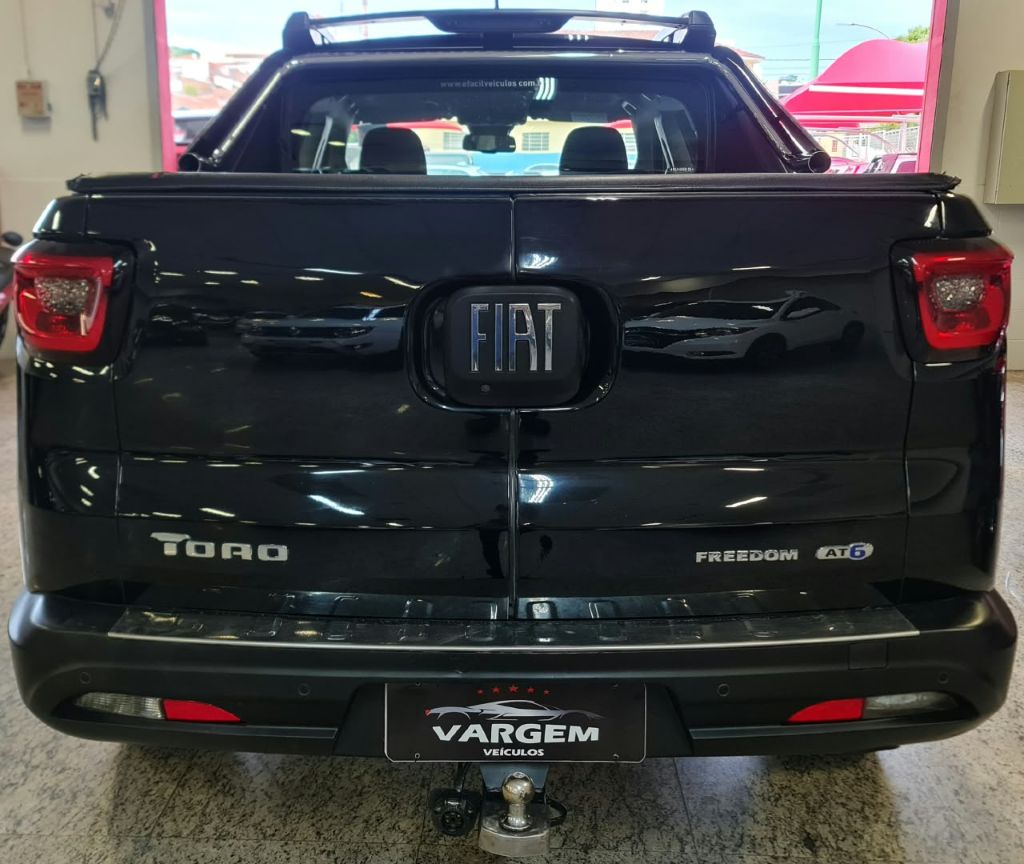 Toro Freedom 1.8 16V Flex Aut. — foto 5