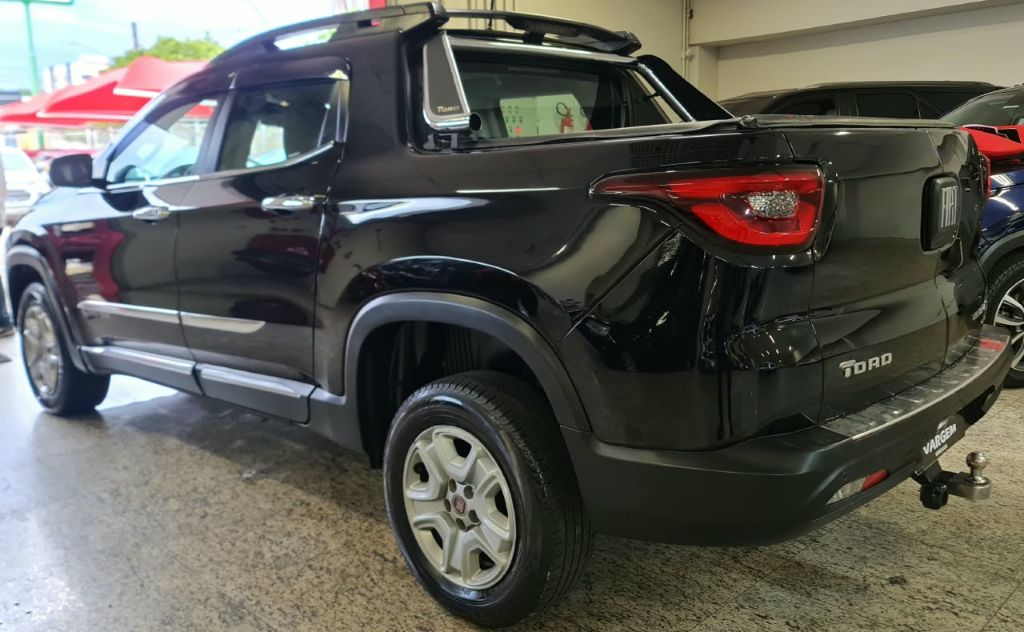 Toro Freedom 1.8 16V Flex Aut. — foto 6