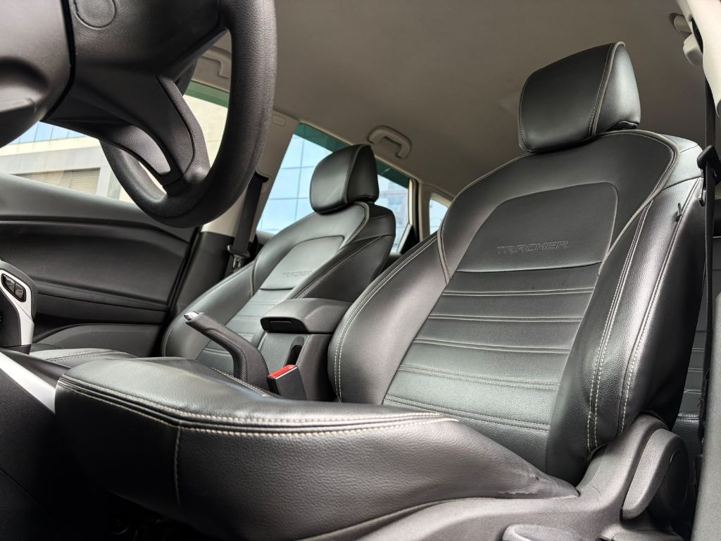GM TRACKER 1.0 TURBO 2021 FLEX — foto 8