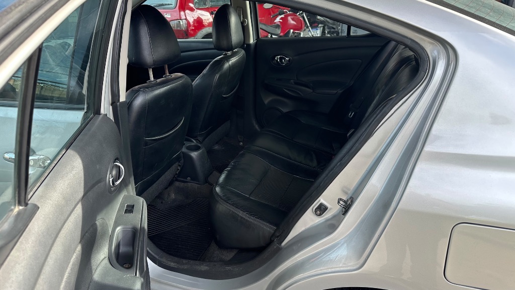 VERSA SL 1.6 16V Flex Fuel 4p Mec. — foto 8