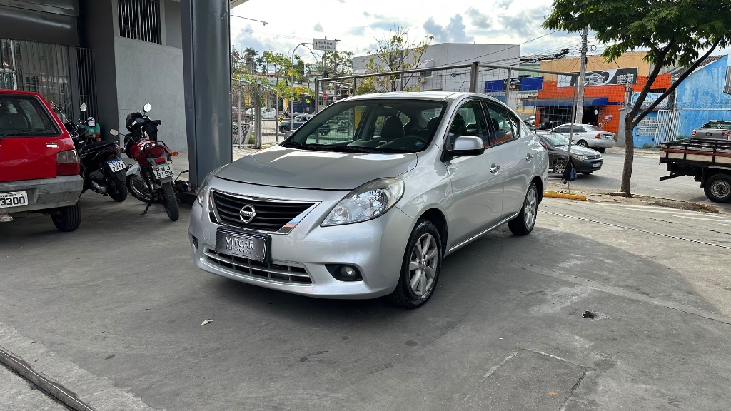 VERSA SL 1.6 16V Flex Fuel 4p Mec. — foto 1