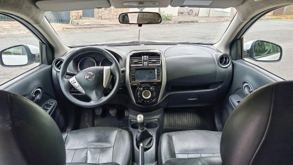 VERSA SL 1.6 16V FlexStart 4p Mec. — foto 8