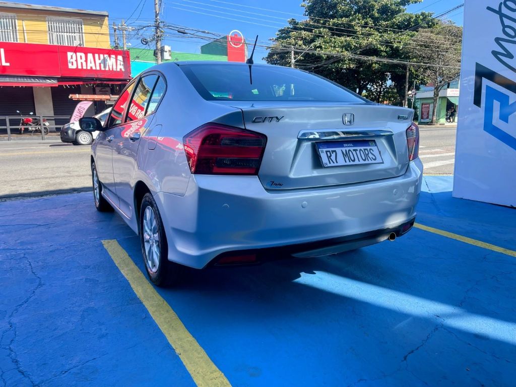 CITY Sedan LX 1.5 Flex 16V 4p Mec. — foto 5