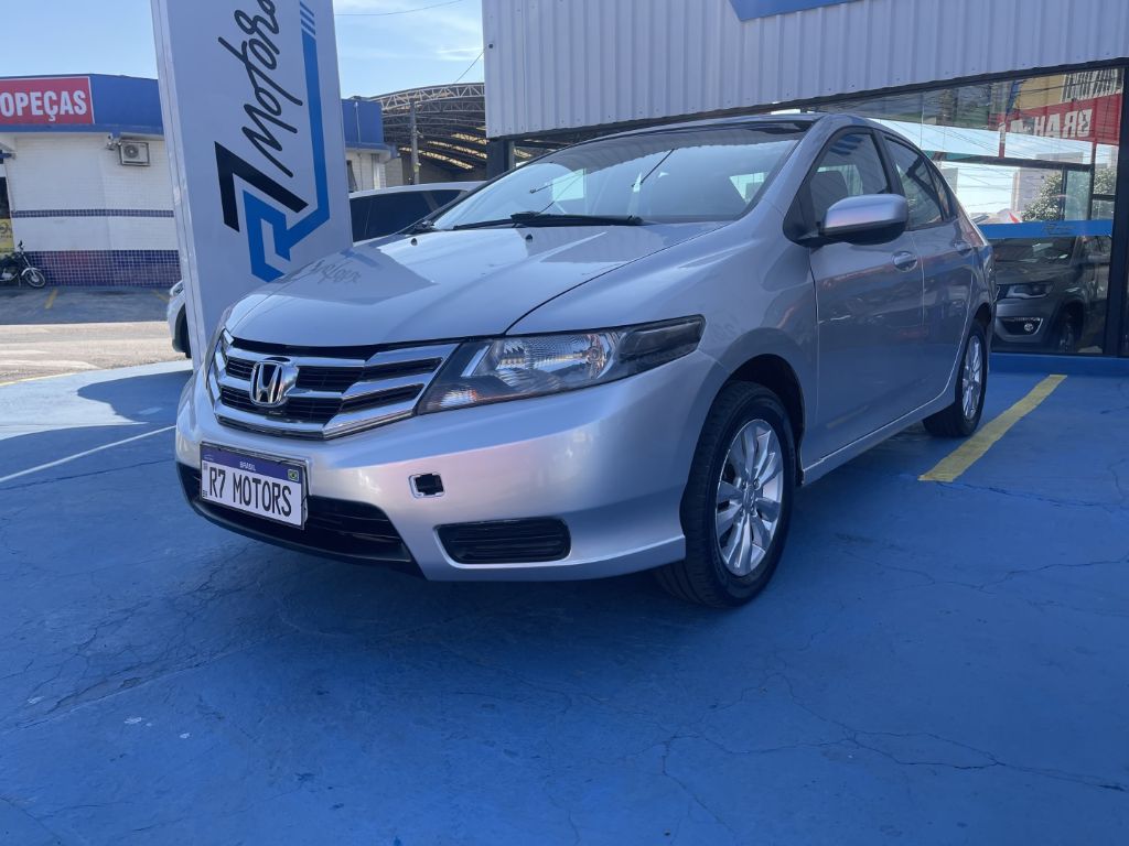 CITY Sedan LX 1.5 Flex 16V 4p Mec. — foto 1