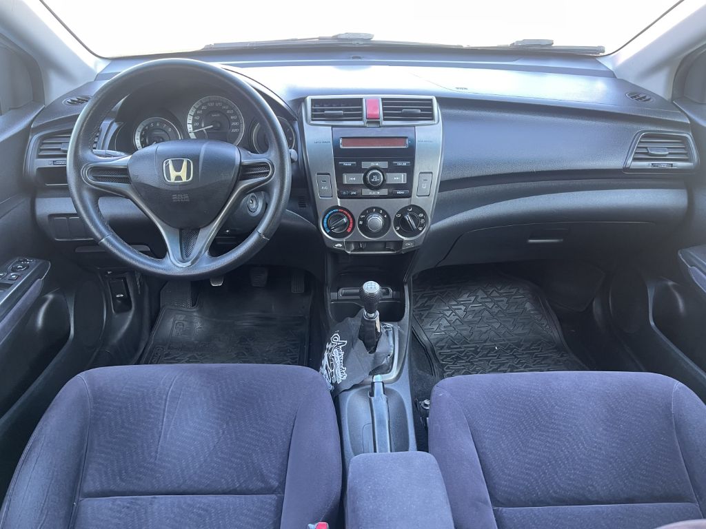 CITY Sedan LX 1.5 Flex 16V 4p Mec. — foto 4