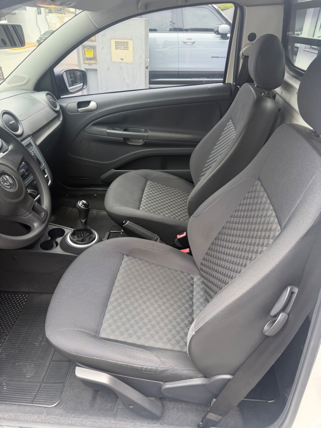 Saveiro Trendline 1.6 T.Flex 8V — foto 10